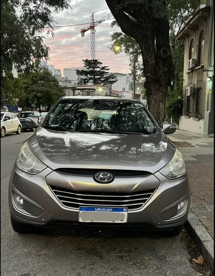 Hyundai Tucson 2.0 Gl 5mt 2wd