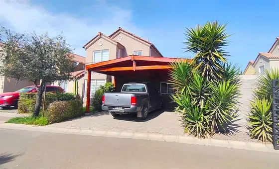 Casa En Venta De 3 Dorm. En Chicauma