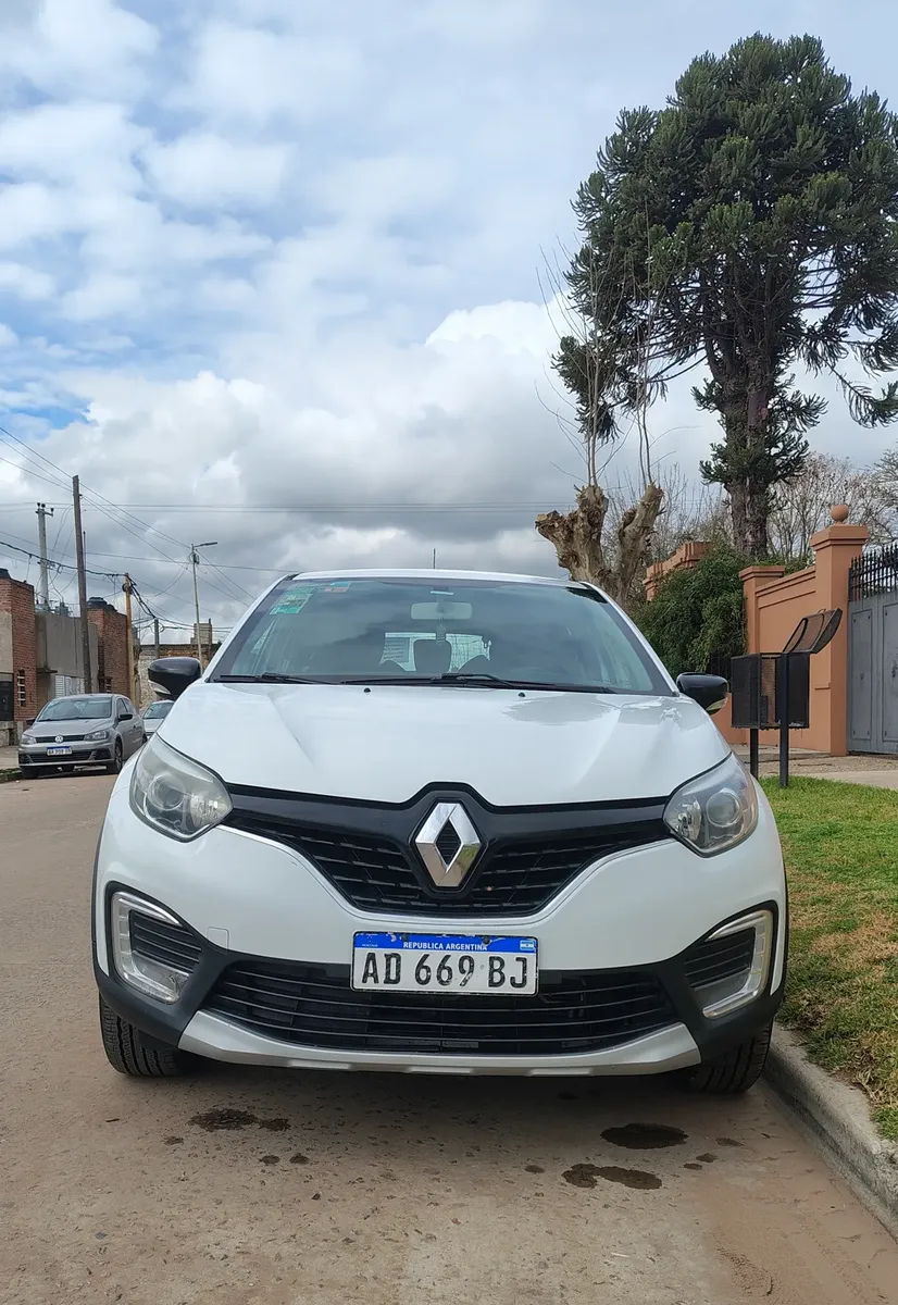 Renault Captur 2.0 Zen528496930230773768