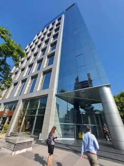 (ofi) Oficina En Vitacura Habilitada Y Amoblada