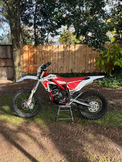 Beta X-trainer 300 Mod 2019 U$ 8300 City Bell La Plata