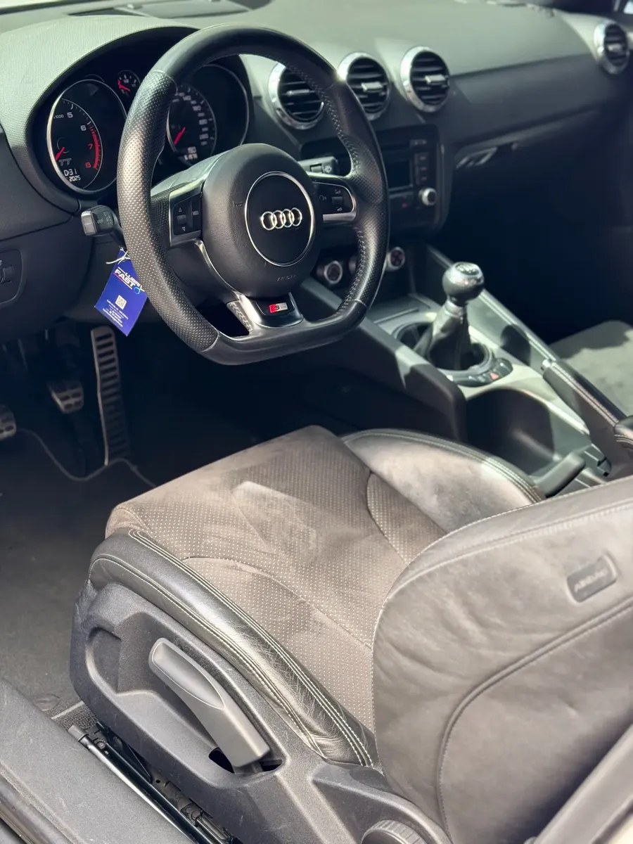 Audi TT TT Sline64012538244098129