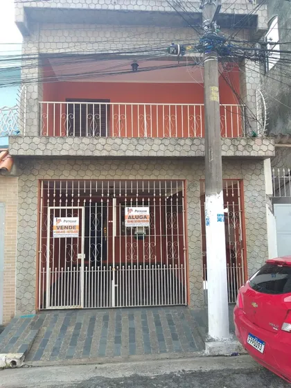 Sobrado Com 3 Moradias
