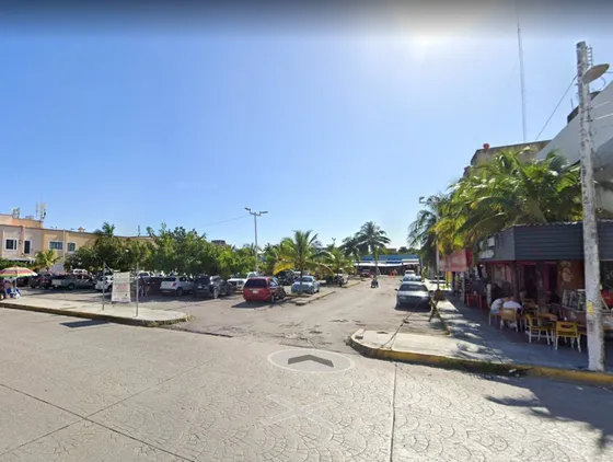 Casa En Venta  2 Niveles  Con 2 Deptos Y Un Estudio 