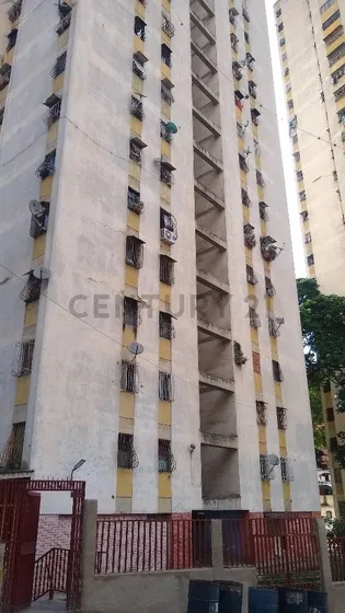 Apartamento En Venta En El Valle Urbanización San Antonio. Mg 26.