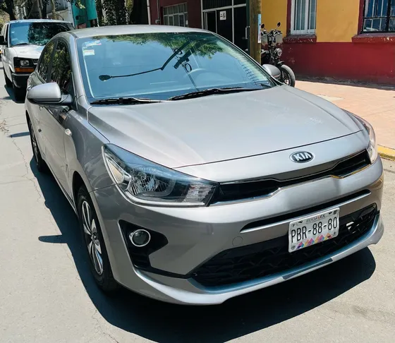 Kia Rio 1.6 Lx Sedan Mt
