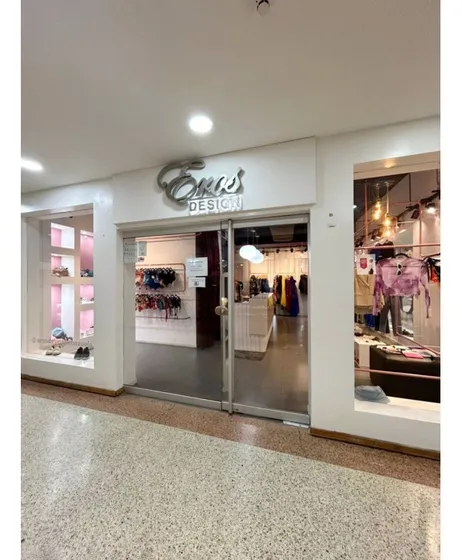 Fondo De Comercio Tienda De Ropa En Cc Los Próceres Libertador 
