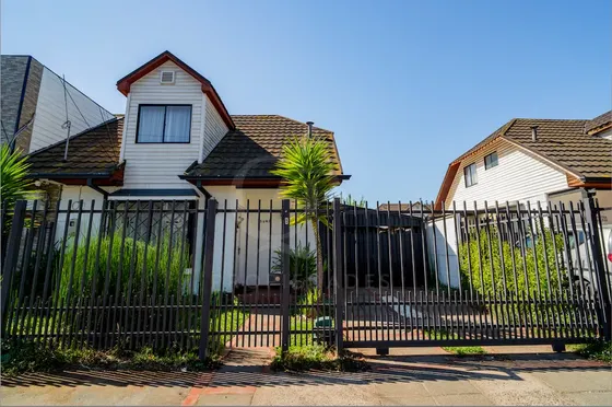 Casa En Venta, Villa Don Matias, Sector Oriente, Talca