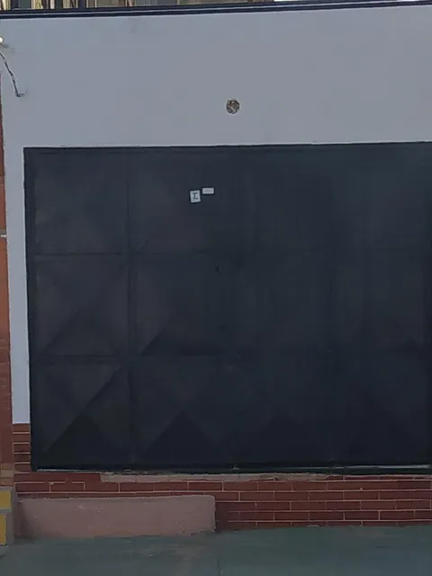 Local Comercial A Pies De Calle Lechería 