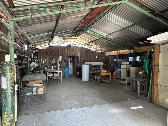 Propiedad Habitacional Y Comercial En Metro Trinidad