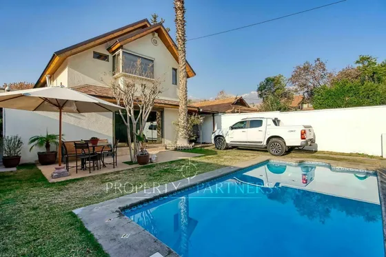 Gran Casa En Sector Residencial, Buena Conectivida...