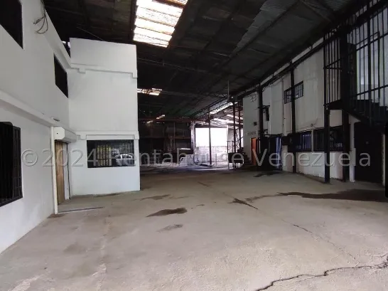 Galpón / Depósito Comercial ( A Pie De Calle)  Alquiler Miranda Mls - 25-16267