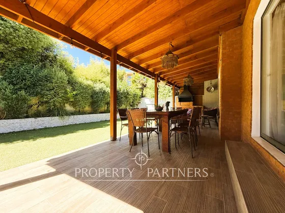 Andalué Casa En Excelente Ubicación Y Cocina Remod...