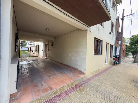 Venta De Departamento Semi Centrico 