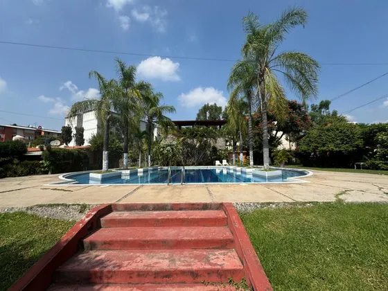 Casa En Venta Ubicada En Ignacio Zaragoza, Jiutepec Morelos. Cmr.