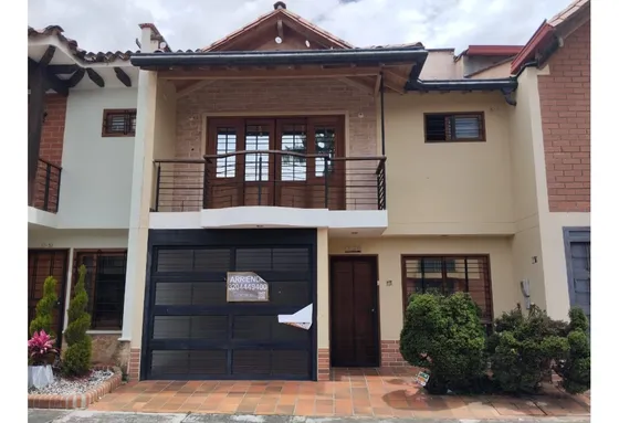 Casa Para Arrendar - Ur. San Bartolo - San Antonio De Pereira 