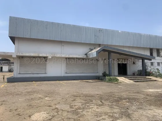 Galpón En Alquiler En Av. Goajira Yh