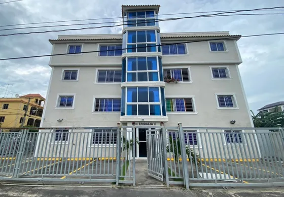 Se Alquila Apartamento 2do Piso En Mirador Del Este (próximo A La Av. Ecológica, San Isidro Y Charles De Gaulle)