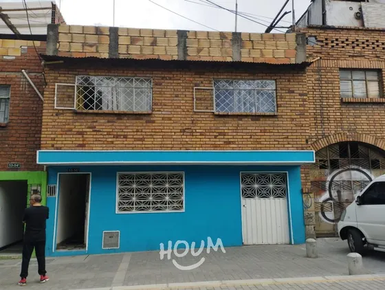Casa En San Carlos. 6 Habitaciones, 270 M², Id: 72485