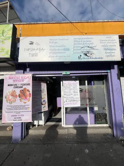 Se Vende O Se Permuta Peluquería Y Estética Integral 
