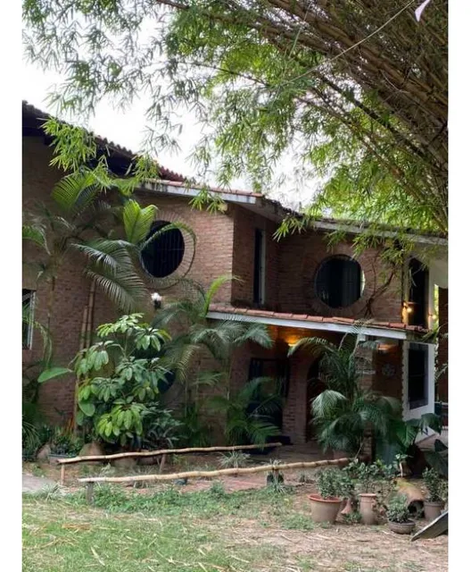 Se Vende Casa 600m2 4h+s/5b+s/6pe Los Chorros 8963