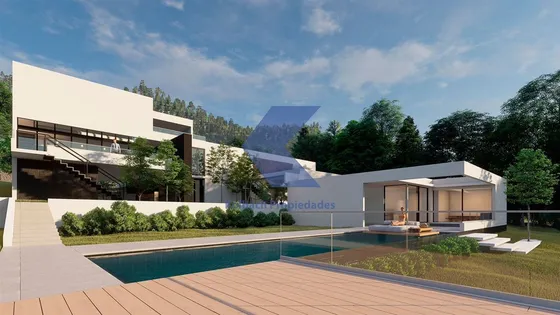 Casa En Venta De 7 Dorm. En Lo Barnechea