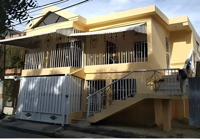 Casa Duplex De Venta En Villa Federico, Madre Vieja Sur, San Cristobal