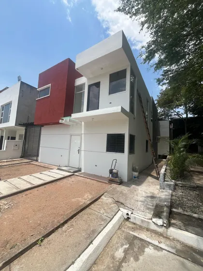 Ms Casa En Urb. Las Tejas Av Libertador San Cristóbal