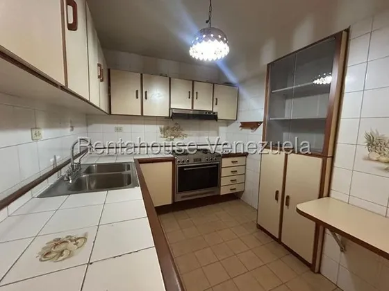 Jean Pavon Tiene Excelente Apartamento En Venta En La Avenida Venezuela En El Centro-este De Barquisimeto Lara 2 4 1 1 9