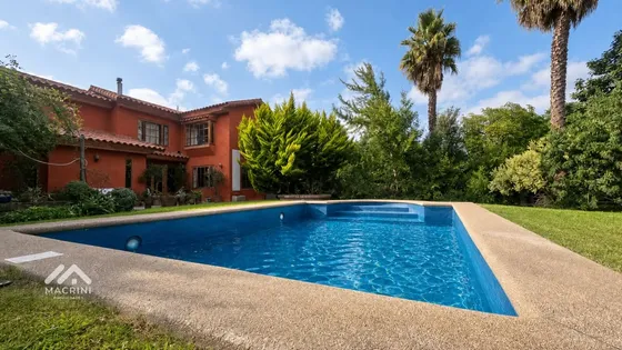 Espaciosa Casa En Sector San Isidro Ideal Para Familia Num