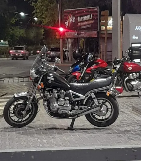 Yamaha Maxim 750cc