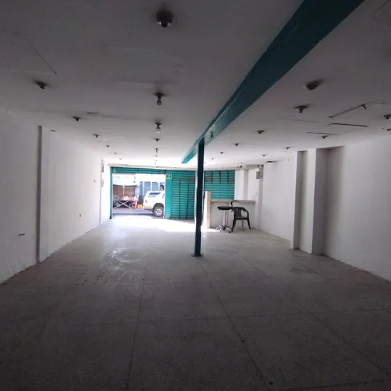 Ns Alquila Local Comercial Calle Vargas, Alto Tránsito 