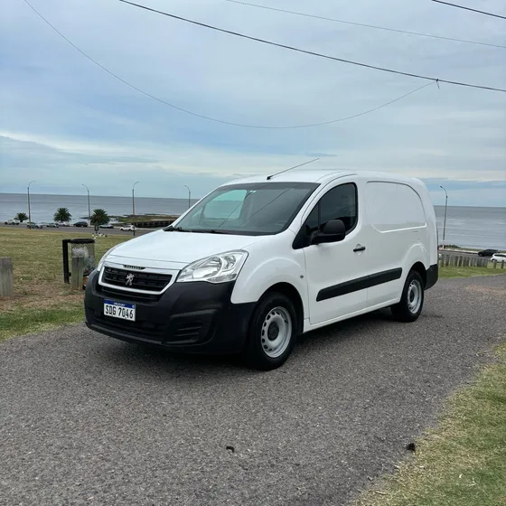 Peugeot Partner 1.6 B9 Larga Furgon