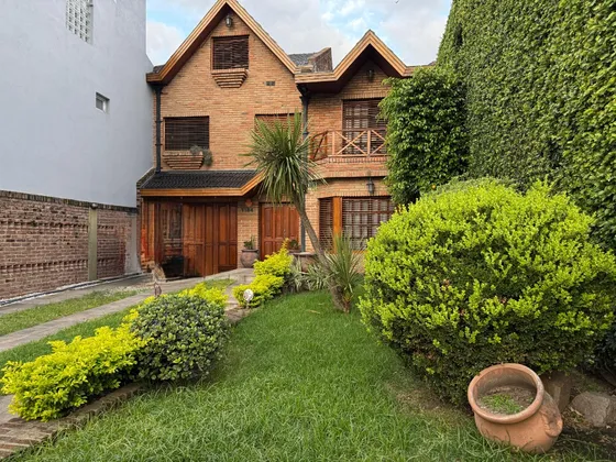 Venta Casa Castelar 4 Ambientes