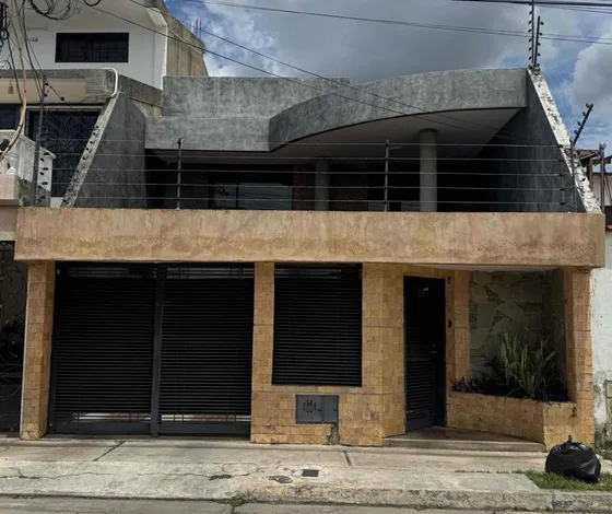 Casa En El Remanso Urb. Monteserino