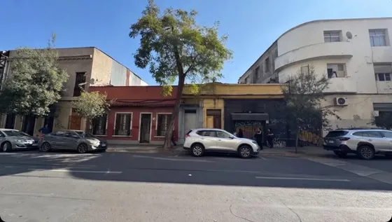 Calle Echaurren, A Pasos Metro Republica