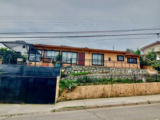Oportunidad, Casa Y 2 Loft Independientes