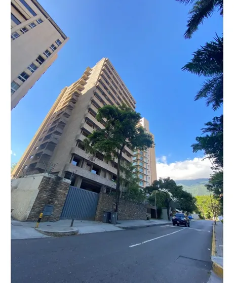 Vendo Apartamento 315m2 Campo Alegre 3315