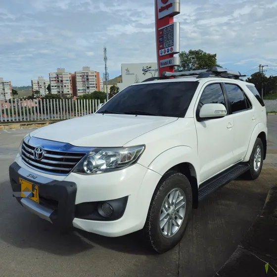 Toyota Fortuner 2.7l 4x4