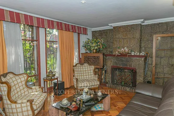 Espectacular Y Amplia Casa En Venta. Ñuñoa. 