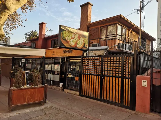 Liquidamos Excelente Propiedad Comercial Al Lado Plaza Ñuñoa