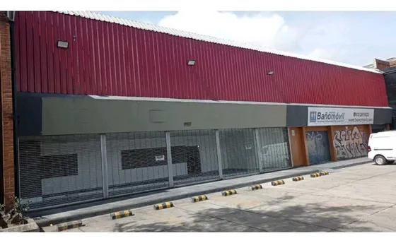 Local Y Bodega Comercial Frente Calle 13 Y Av. Las Américas Bogotá Dc