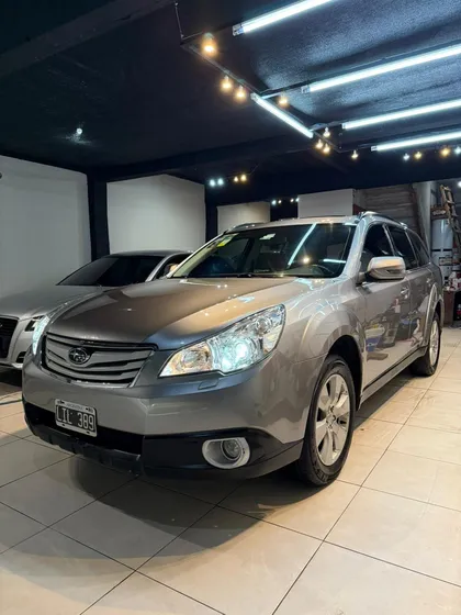 Subaru Outback 2.5 Awd Cvt Xs 173cv