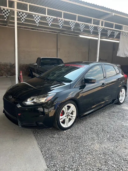 Ford Escape Fort Focus St