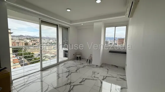 Apartamento En Venta Boleita Norte 25-21275 