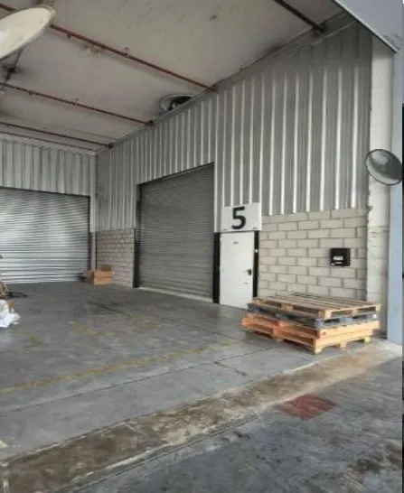 Galpón 670m2 En Pque ]industrial Newton, Fte. Ruta 8 (ex Siemens)