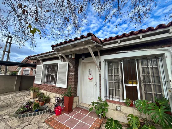 Excelente Casa En La Mejor Zona De José Mármol