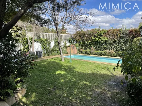 Casa En Venta De 5 Dorm. En Ñuñoa