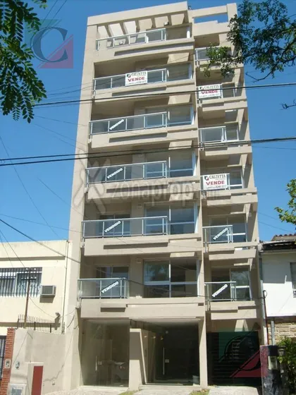 Cochera - Lanús Oeste