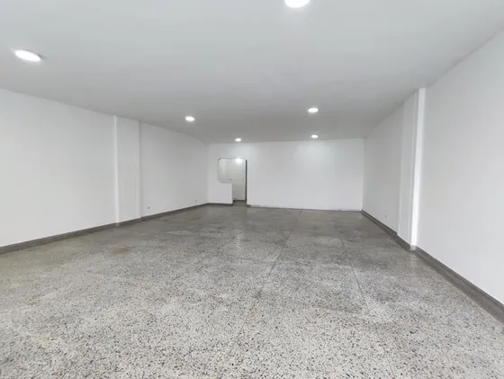 Oficina En Arriendo En La Playa. Cod A24219
